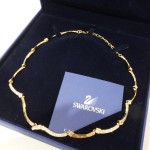 スワロフスキー金色ネックレ