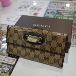 グッチGクリスタル長財布8-19